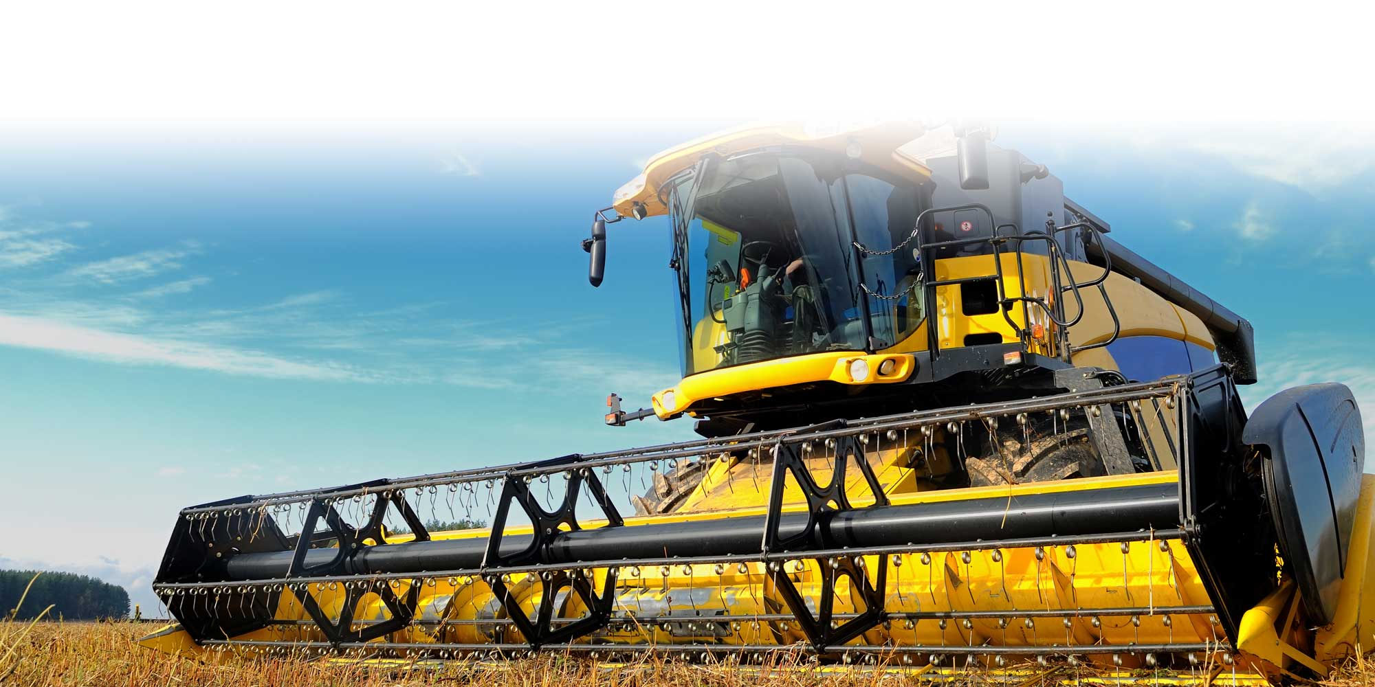 Combine and wheat header